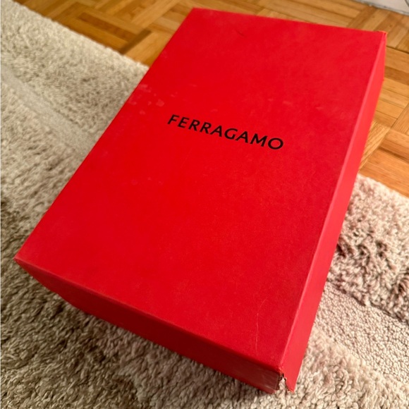 BRAND NEW Salvatore Ferragamo Men’s Loafers - Picture 6 of 6